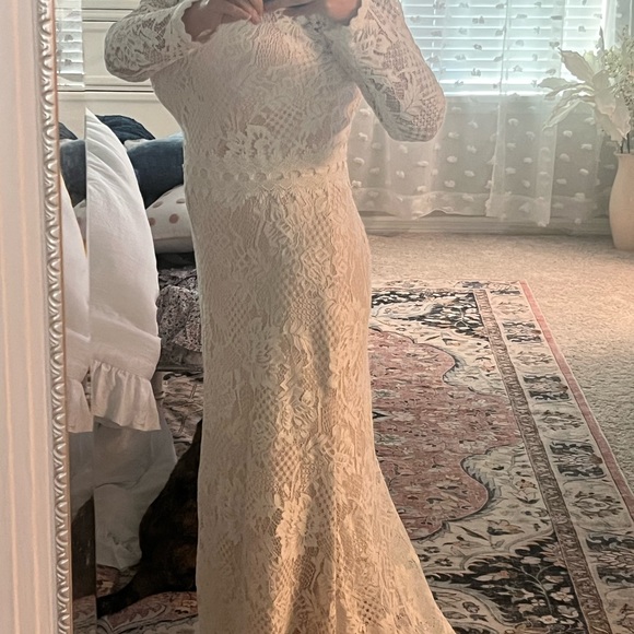 Tadashi Shoji wedding dress - Picture 10 of 15